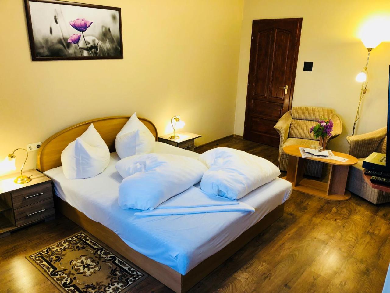 Szuts Panzio Bed & Breakfast Fertőrákos Dış mekan fotoğraf