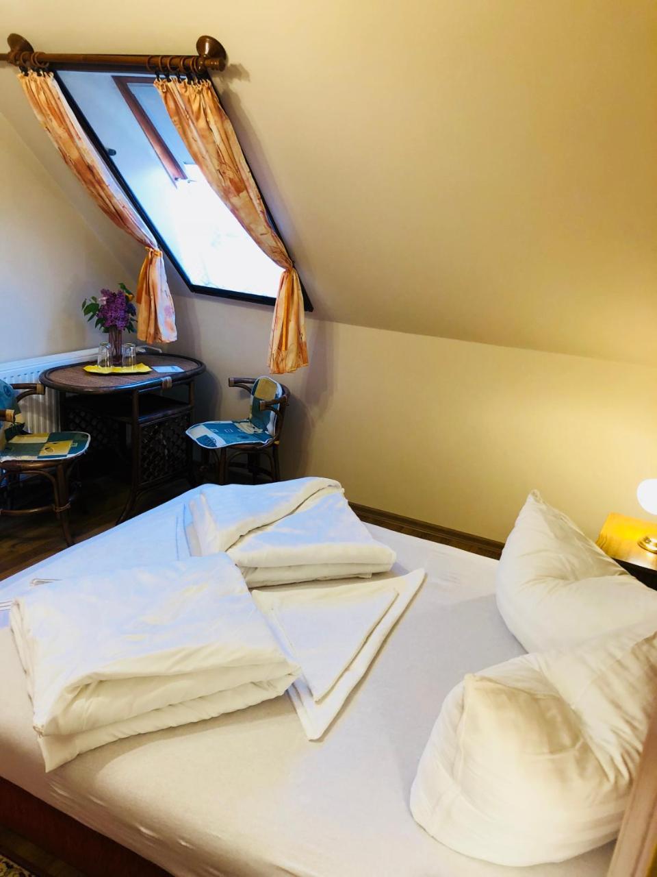 Szuts Panzio Bed & Breakfast Fertőrákos Dış mekan fotoğraf